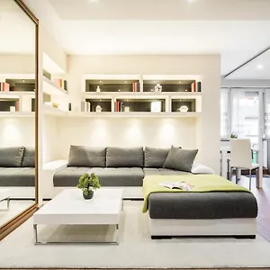 Apartman Bpr Garay With Rooftop Terrace & A/c, Budapest